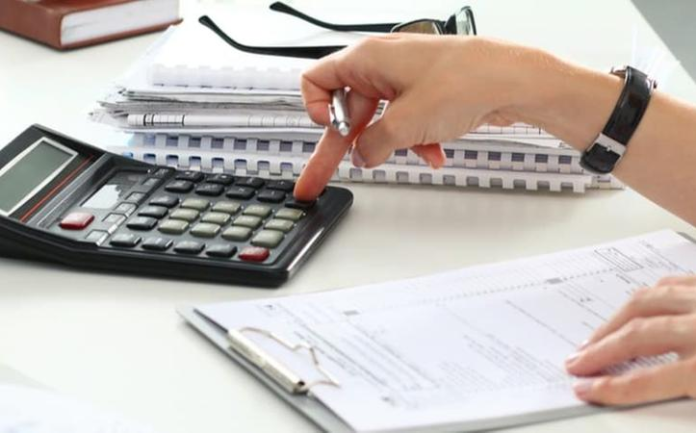 Serviço gratuito de declaração de Imposto de Renda é oferecido por alunos à população de Belém