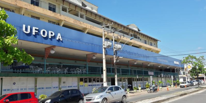 Ufopa lança bicicleta geradora de energia, em Santarém