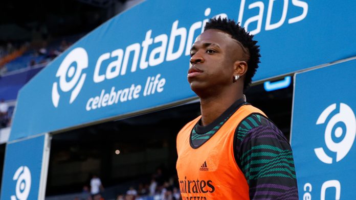 Por Vini Junior, Real Madrid critica Federação Espanhola