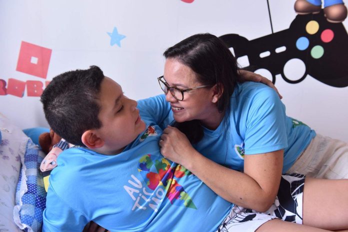 Troca de informações contribui para a inclusão  da pessoa com autismo