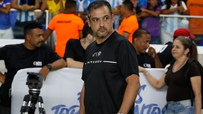 Paysandu x Goiás: Marquinhos Santos vê decisão em aberto