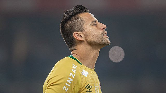 Libertadores: Fábio se isola como brasileiro com mais jogos