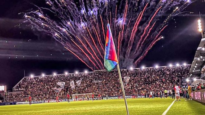 Remo inicia venda de ingressos e reforça final no Baenão