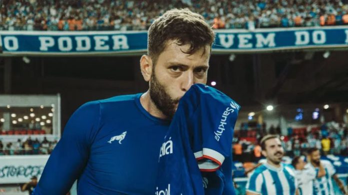 Thiago Coelho agradece apoio após cirurgia: