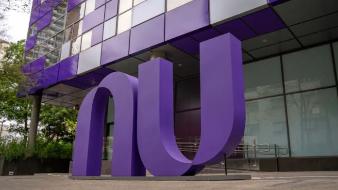 Pix fora do ar: usuários do Nubank reclamam no Twitter