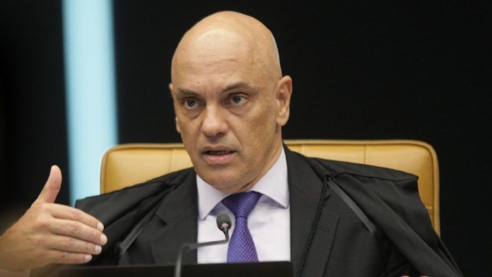 Moraes segura informações do 8 de janeiro e quebra promessa