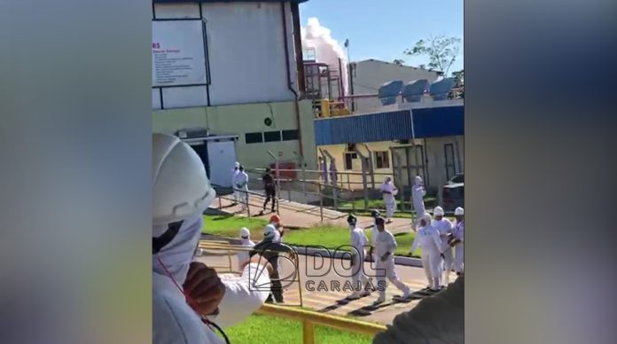 Vídeo: vazamento de gás intoxica mais de 100 trabalhadores