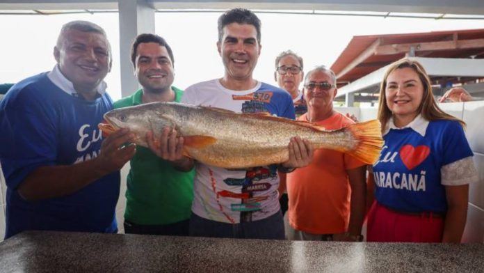 Helder entrega novo Mercado de Peixe à população de Maracanã