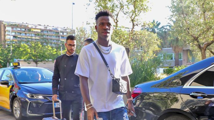 Jogadores da Seleção começam a se apresentar em Barcelona