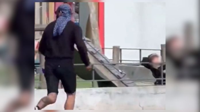 Ataque com faca deixa crianças gravemente feridas na França