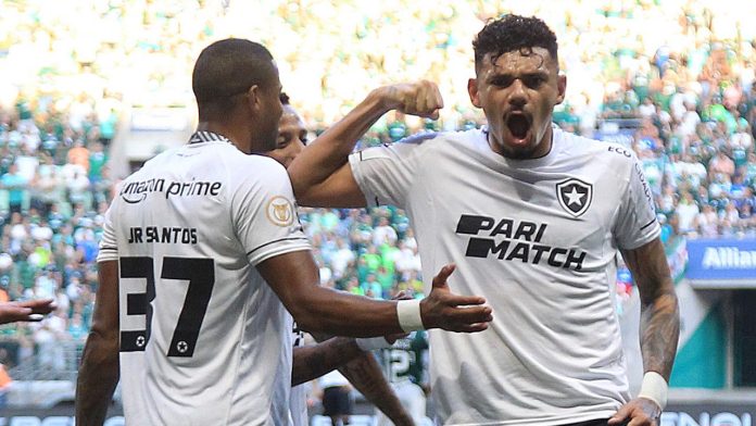 Tiquinho Soares iguala gols do Vasco na Série A