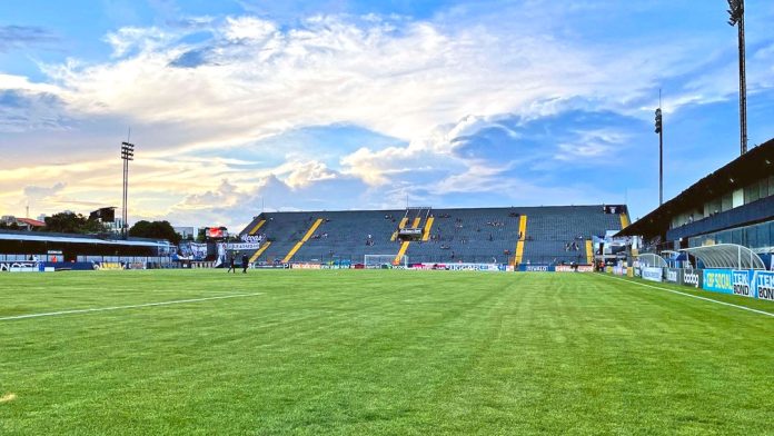 Remo fará treino aberto às vésperas de decisão na Série C