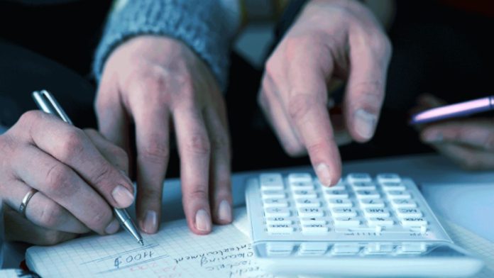 Consumidor pode participar de mutirão que renegocia dívidas