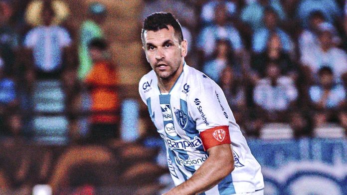 Paysandu precisa respeitar América, alerta Eltinho