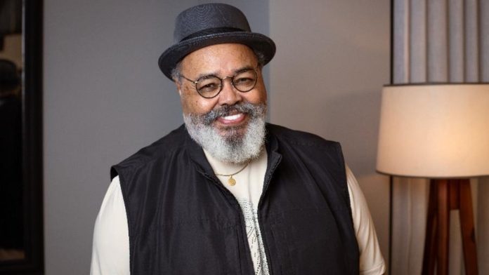 Cantor Jorge Aragão é diagnosticado com câncer