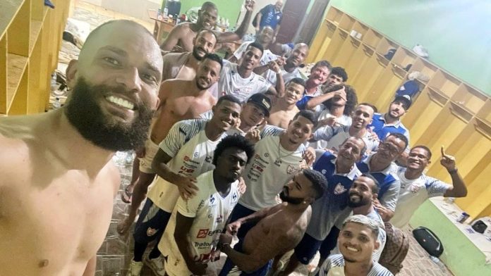 Águia vence São Francisco fora de casa e se aproxima de vaga