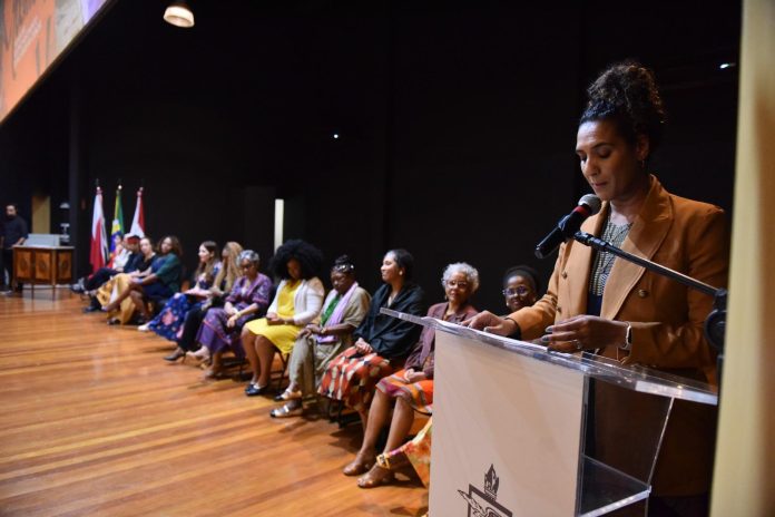 Programa de bolsas de estudo para negras, quilombolas, indígenas e ciganas é lançado na UFPA