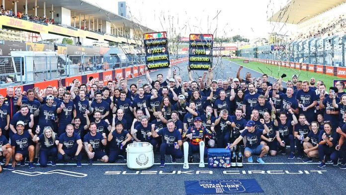 Verstappen vence o GP do Japão e se aproxima do Tri Mundial